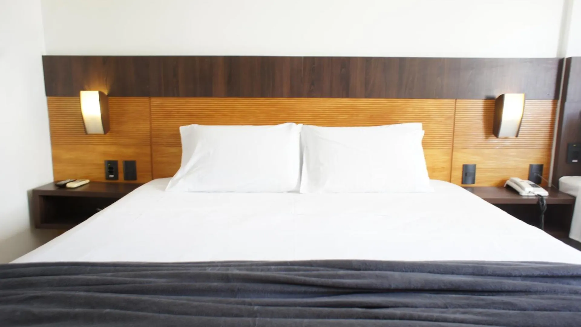 Suite Tripla Particular Em Hotel 4 Estrelas - Vista Mar E Morro Do Careca Natal